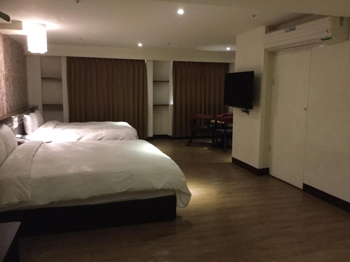 Dengfeng Milan Business Hotel Huwei Exterior photo